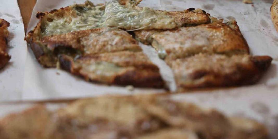 Odun ateşinden gelen lezzet! ‘Anadolu’nun pizzası’ Osmanlı’dan günümüze uzanıyor 9